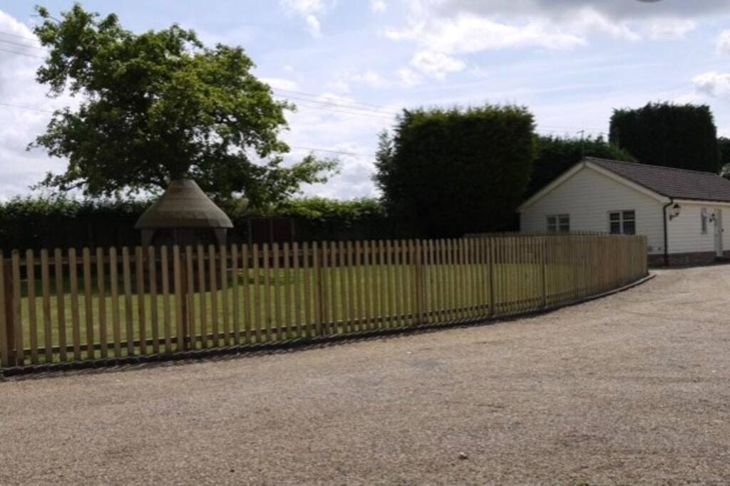 The Oaks, Luxury 2 Bedroom Cottage In A Peaceful Location Haughley Luaran gambar